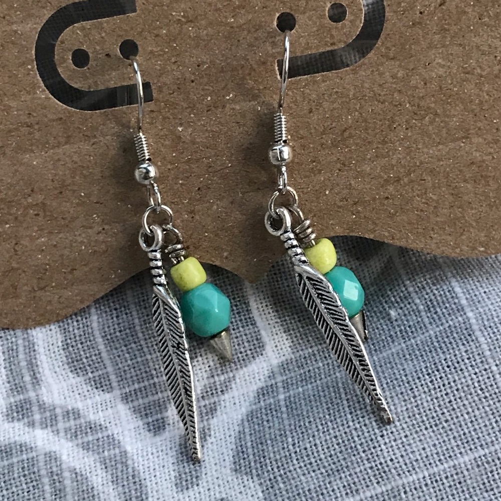 Cute feather earrings